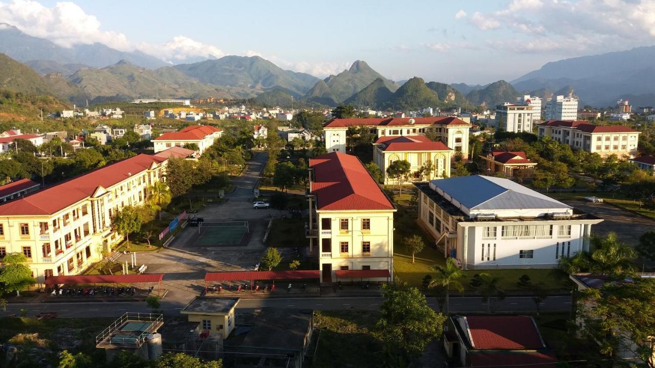 Minh Son Hotel Ta Lan Than Zewnętrze zdjęcie